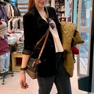 VELVET IS IN! Black Jacket Women's Medium!